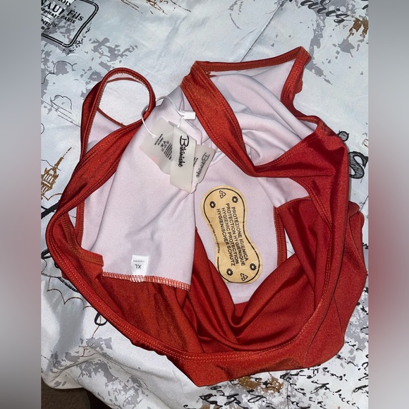 Slogan One Piece Swinsuit - Picture 4 of 6